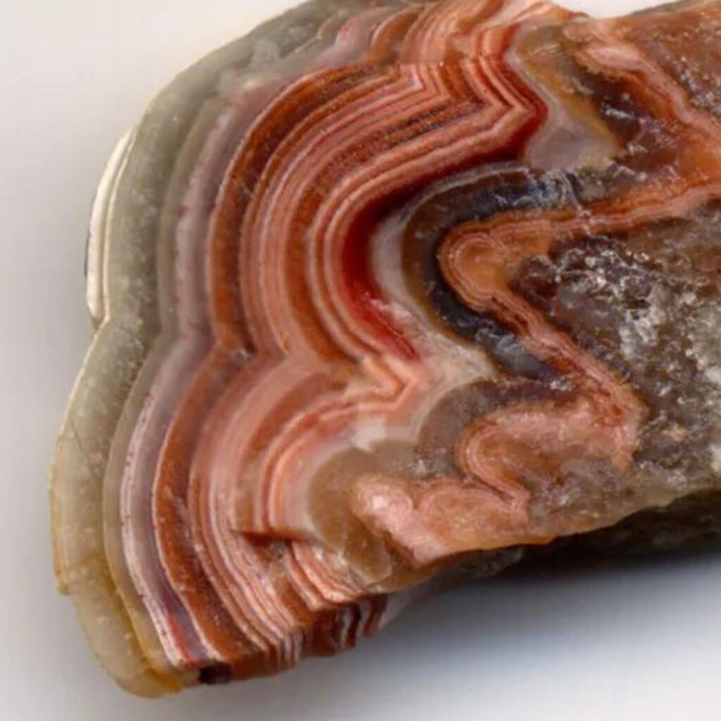 Banded Agate Adrian Pingstone. Public Domain