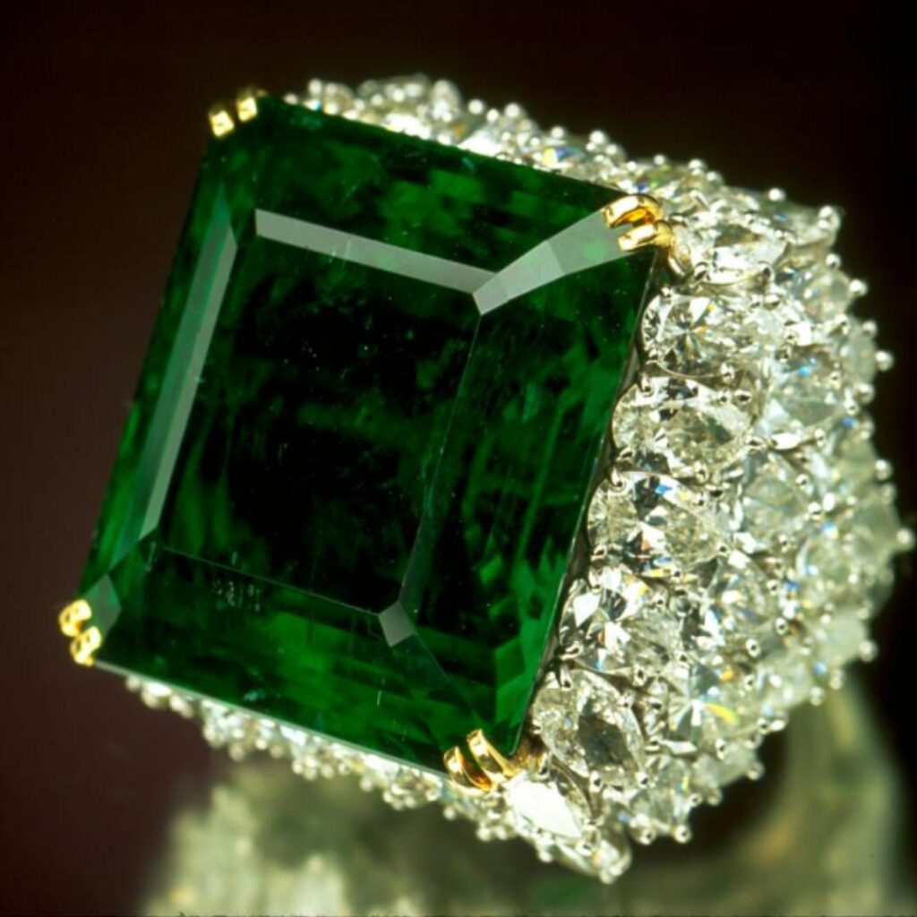 chalk emerald ring